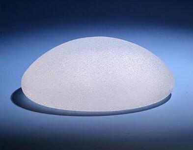 隆胸假體圓形和水滴形有何區(qū)別?