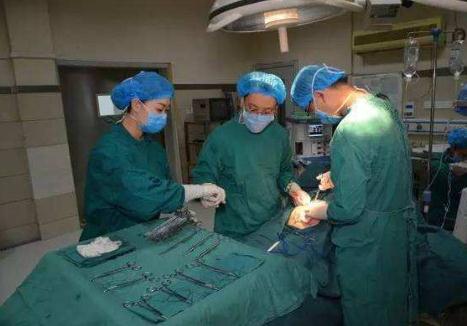 武漢清華陽光口腔醫(yī)院醫(yī)生的實(shí)力