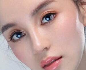 做綜合隆鼻手術(shù)的恢復(fù)期大概是多長時間？