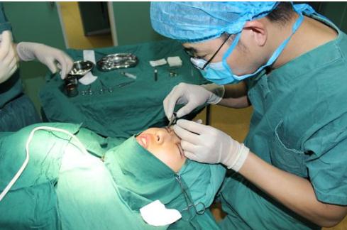 　韓國三點式重瞼手術(shù)的果能維持多久?