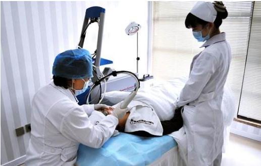 激光調(diào)節(jié)痤瘡