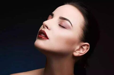 自體脂肪墊下巴的果能夠維持多長時(shí)間?