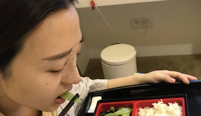 9800在北京做的硅膠隆鼻好嗎？果圖送上
