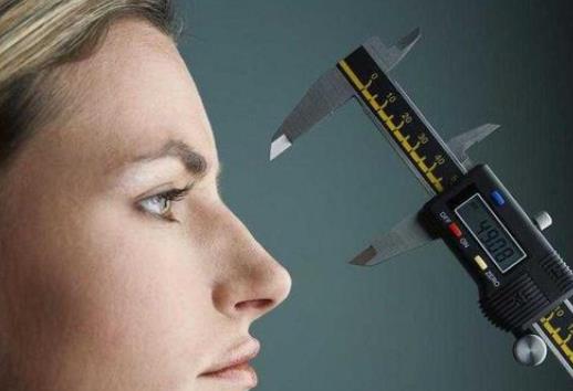 如何降低假體隆鼻術(shù)后感染的出現(xiàn)