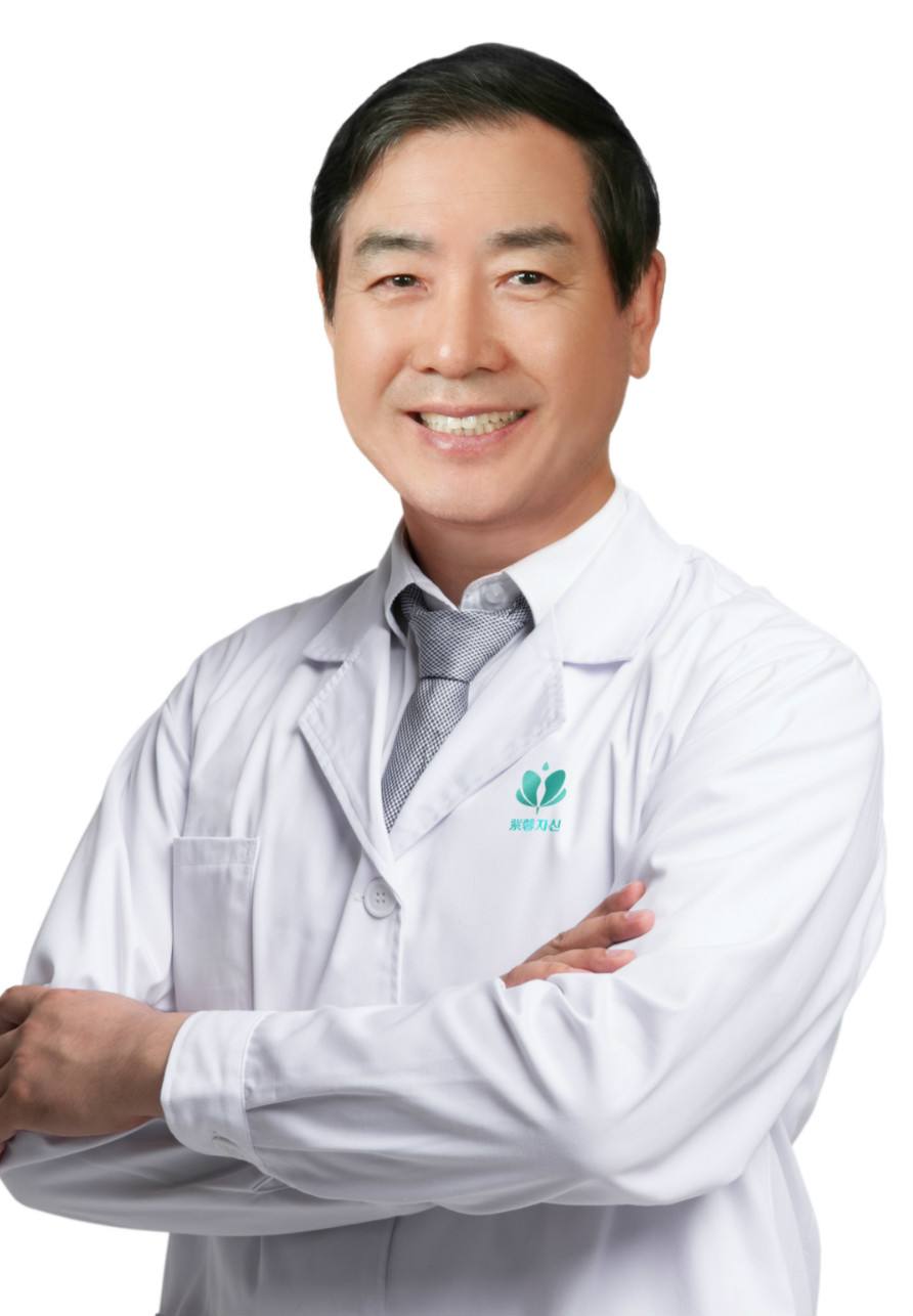 曹仁昌醫(yī)生-介紹-基本資料-眼部整形知名大咖