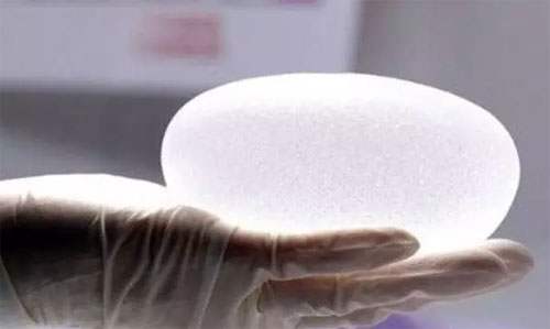 取出隆胸假體過(guò)后，乳房是否會(huì)無(wú)比丑？