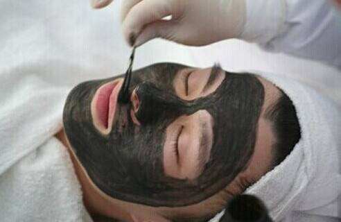 要想清潔肌膚，來了解一下黑臉娃娃的功