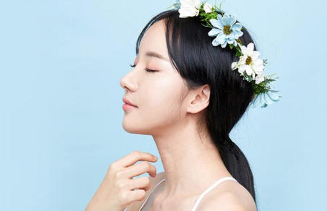 鼻尖整形手術(shù)