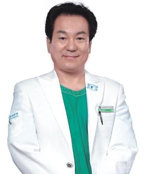鄧洪軍醫(yī)生-個人簡介-口碑-衡陽雅韓整形