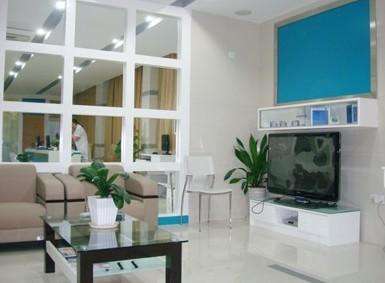 楊森醫(yī)生-個人簡介-口碑-義烏陽光美容醫(yī)院