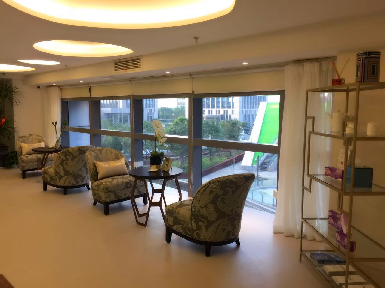 謝海燕醫(yī)生-個人簡介-口碑-資質(zhì)-南京芬迪整形