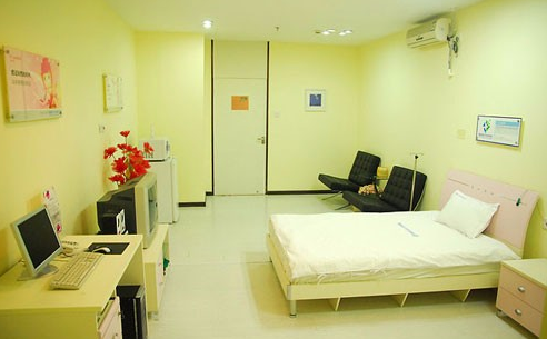 李鐘奇醫(yī)生-資料簡介-口碑-資質(zhì)-武警黑龍江總隊整形中心