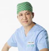 莊堅文執(zhí)業(yè)醫(yī)師