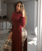 印度女網(wǎng)紅Instagram豐臀后坐不下 不得不花費(fèi)巨資修