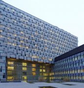 南京鼓樓醫(yī)院整形科醫(yī)生匯總_案例對(duì)比圖_2020價(jià)格表多方面公布！