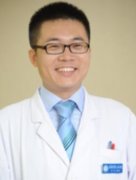 彭喆醫(yī)生好嗎？個(gè)人資質(zhì)_顴骨整形案例_術(shù)后口碑果評(píng)價(jià)