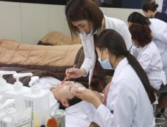 大連閻玲玉抗衰美容院去眼紋案例前后對(duì)比果圖一覽