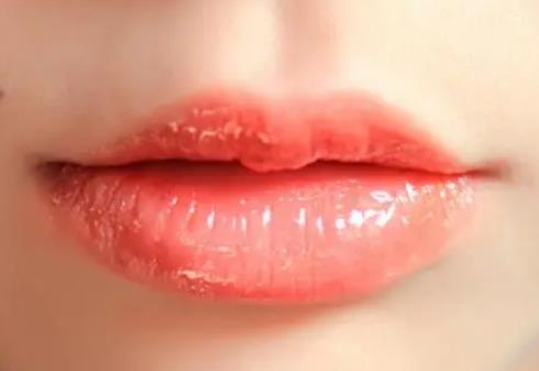 文刺漂唇是什么?