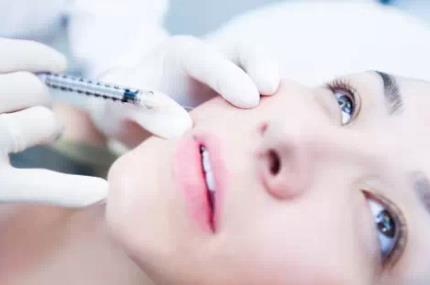 爆火的玻尿酸注射臥蠶你知道多少！不注意術(shù)后護(hù)理打完也白搭！