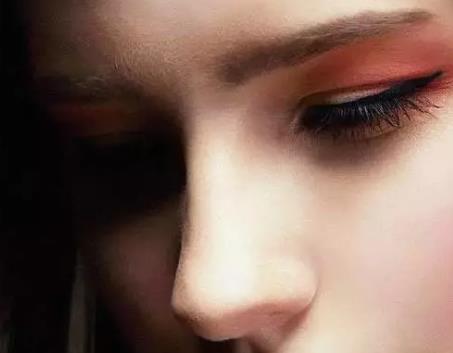 眉弓干貨||眉弓填充會(huì)出現(xiàn)凹凸不平嗎?如何去除眉弓填充的脂肪