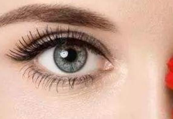 修復(fù)雙眼皮疤痕要多少錢