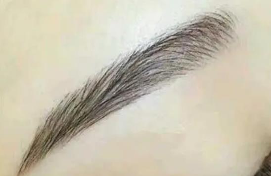 紋眉后多少天可以洗臉?必須知道紋眉前后的注意事項(xiàng)