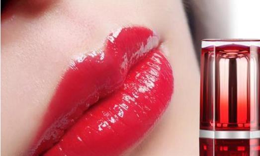 嘴唇外翻畸形對(duì)嘴唇有什么影響?嘴唇外翻整形手術(shù)嗎?