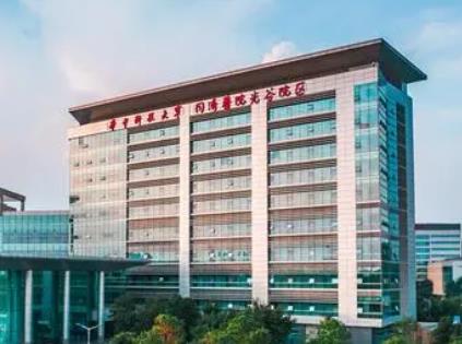 武漢同濟(jì)醫(yī)院做雙眼皮多少錢？價(jià)格表+羅曉、曾寧醫(yī)生資料推送