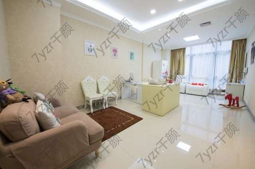 北京植發(fā)正規(guī)醫(yī)院排名榜、機(jī)構(gòu)口碑+收費(fèi)多少錢？在線看！