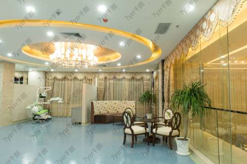 西京醫(yī)院整形科醫(yī)院資質(zhì)、醫(yī)生團(tuán)隊(duì)點(diǎn)評