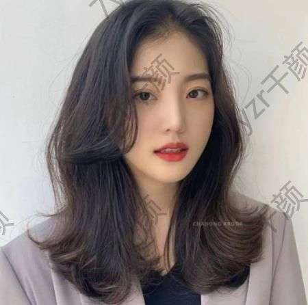 韓風(fēng)發(fā)型風(fēng)靡全球：外翻浪漫卷、松亂棉花糖卷、柔美黛安燙