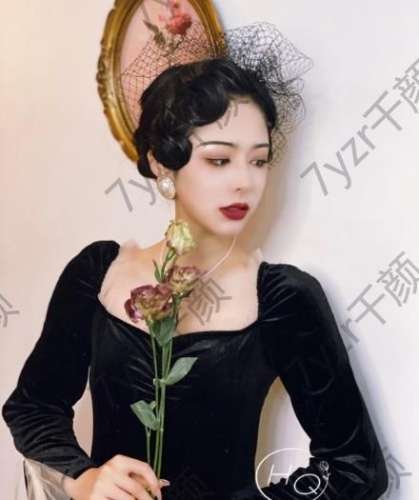 【復(fù)古妝容秘籍】揭秘宋妍霏的60年代風(fēng)格，讓你化身時(shí)尚復(fù)古女神！